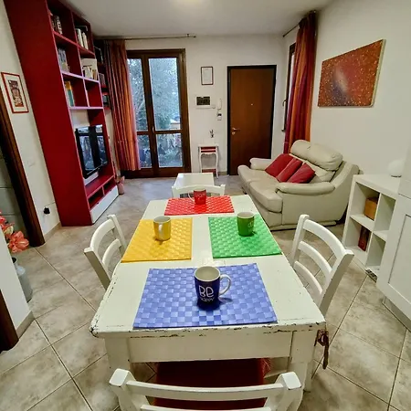 Apartment Cherry House