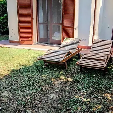 Cherry House: Giardino Privato & Relax Vicino Pisa アパート