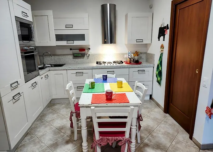 Lägenhet Cherry House: Giardino Privato & Relax Vicino Pisa *