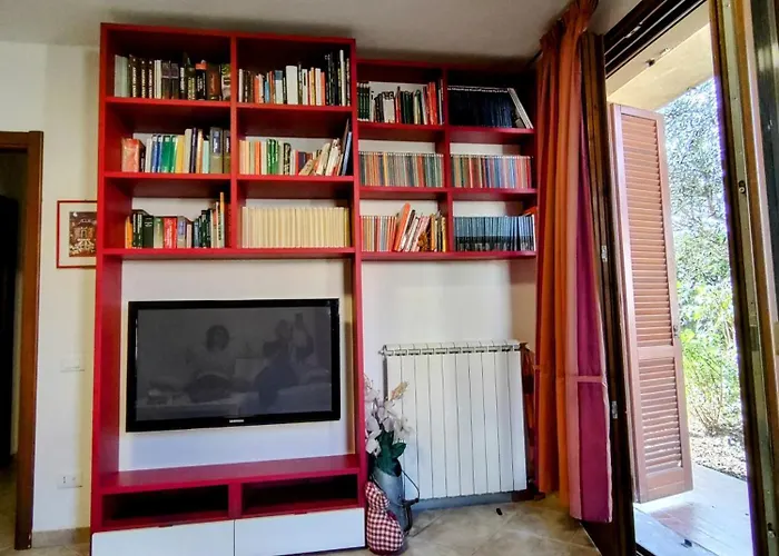 Lägenhet Cherry House: Giardino Privato & Relax Vicino Pisa
